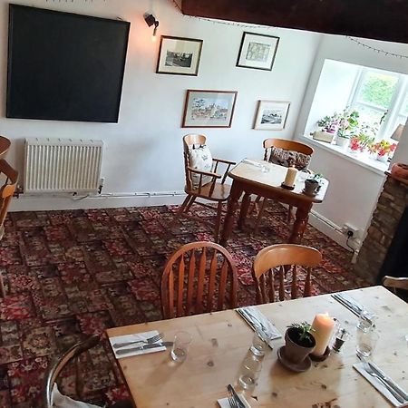 Ring O Bells Hinton Blewett Hotel Litton  Екстериор снимка