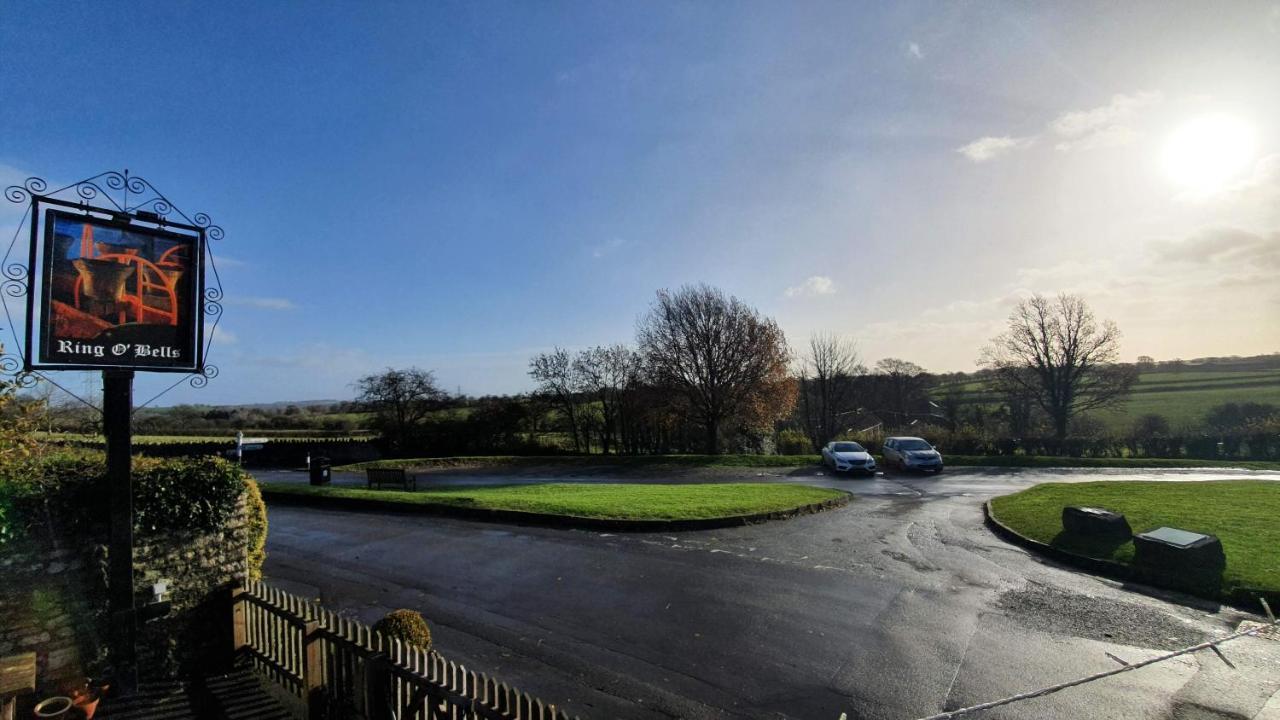 Ring O Bells Hinton Blewett Hotel Litton  Екстериор снимка
